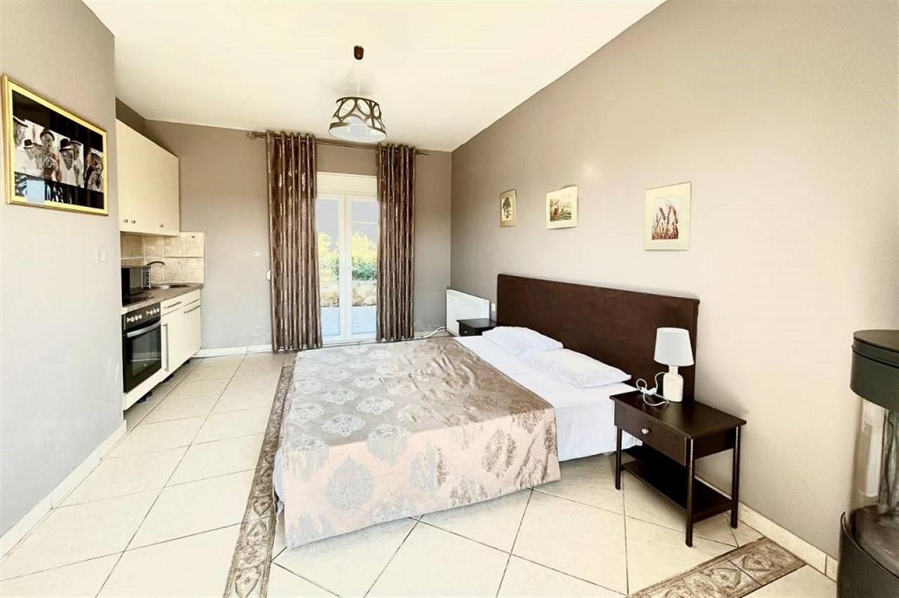 Villa Irina, Nea Potidea Kassandra Beach Bagian luar foto