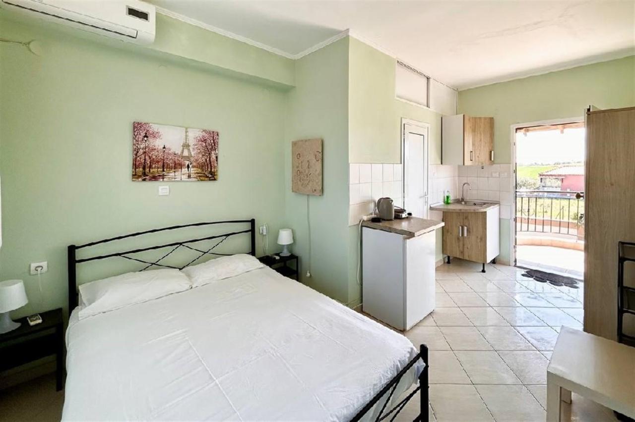 Villa Irina, Nea Potidea Kassandra Beach Bagian luar foto