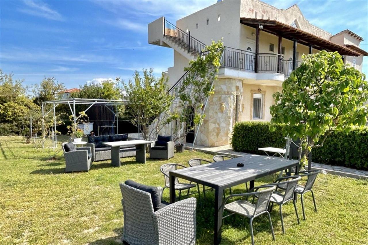 Villa Irina, Nea Potidea Kassandra Beach Bagian luar foto